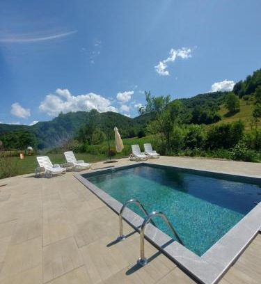 Republika Srpska House | Top-Rated Family Retreat at Vikendica Mandic