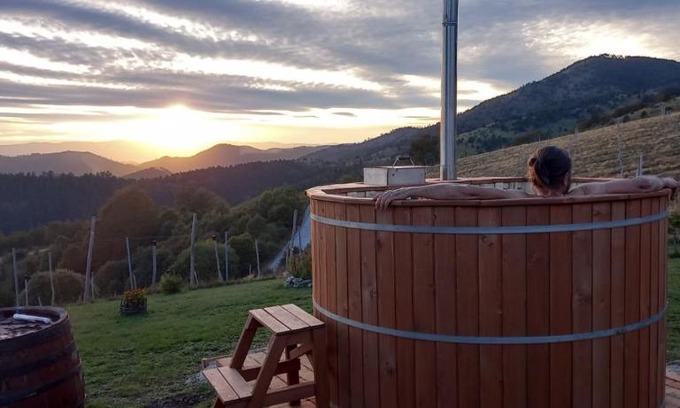 Zlatibor House | Inviting Vikendica RANKOVIĆI: Perfect for Families & Pets