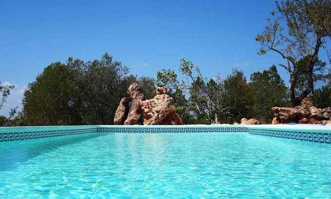 Silves Villa | Villa 8P: Relax in a Natural Setting with Private Pool