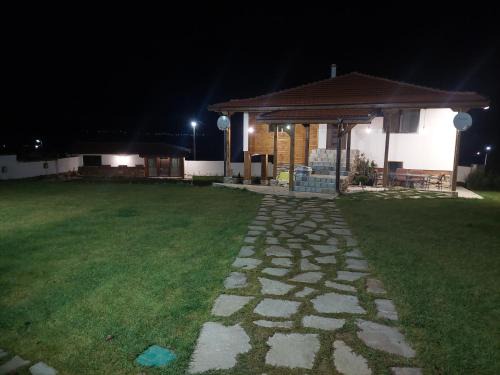 Nikolaevo Villa | Discover Vila Agapi: Guest Rated 10/10 with Pool & Pets
