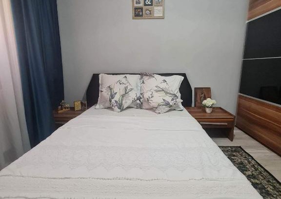 Navodari House | Cozy Vila Alemary: Family and Pet-Friendly Retreat