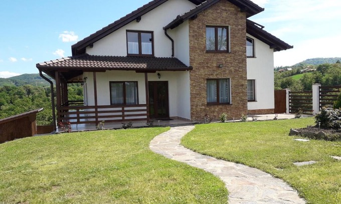Sasciori Cabin | Vila Aloman: Family-Friendly Stay with Top Amenities