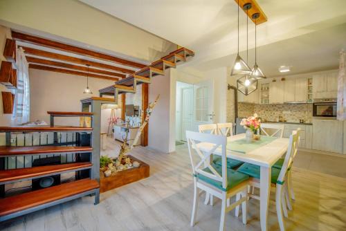 Kolasin Villa | Discover Vila Barović in Kolasin: Family-Friendly Retreat