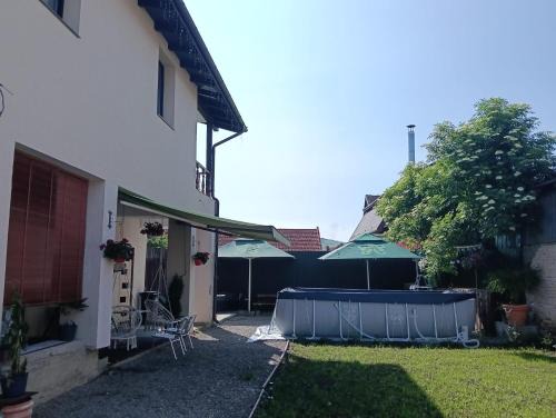 Jibert House | Vila Bella