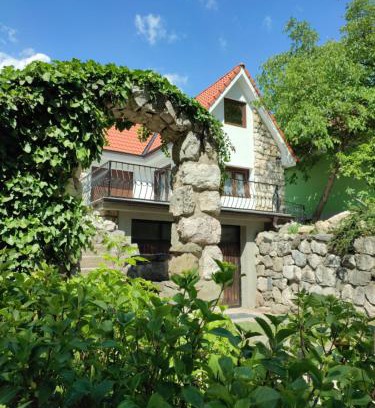 Veliko Gradiste Villa | Oceanfront Retreat at Vila Bianca Srebrno jezero
