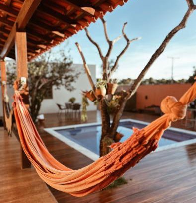 Alto Paraiso de Goias House | Vila Bonita: Oceanfront Retreat with Spa & Pet-Friendly Perks