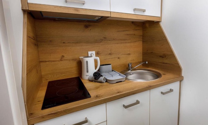 Becej Apartment | Child-Friendly Vila Bor: Guest Rated 10/10 for Comfort