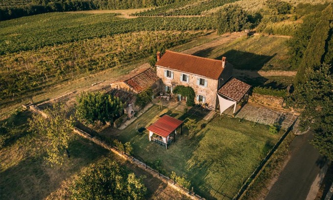 Koper Villa | Villa Carla: Oceanfront Istrian House - Rated 9.8/10