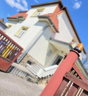 Detenice House | Relax at Vila Dětenice: Pet-Friendly with Spa Amenities