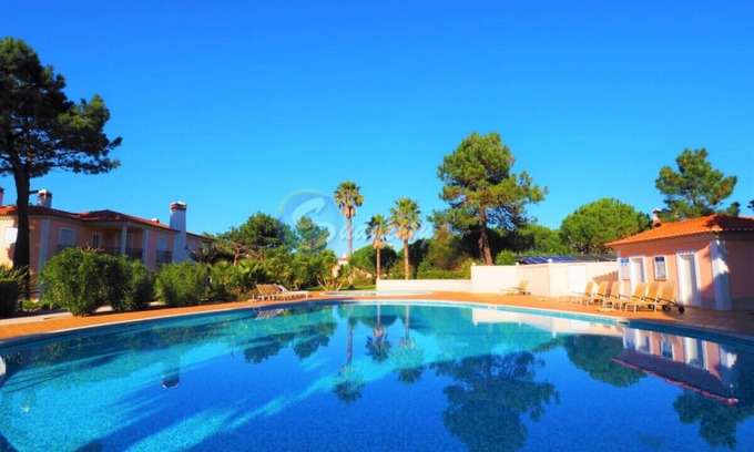 Praia del Rei House | Vila dos Principes B34: Family Retreat with Spa & Breakfast