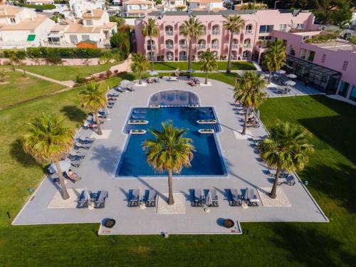 Gale Hotel | Experience Vila Gale Collection Praia: Oceanfront Bliss Awaits