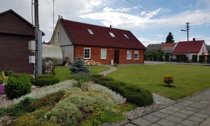 Ukmerge Villa | Central Vila House: Ideal for Families and Pet Lovers