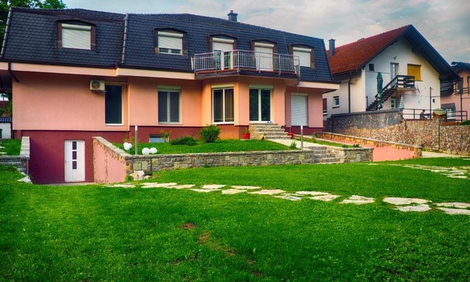Mali Radic Villa | Discover Vila Jasmina: 4-Star Oceanfront Retreat