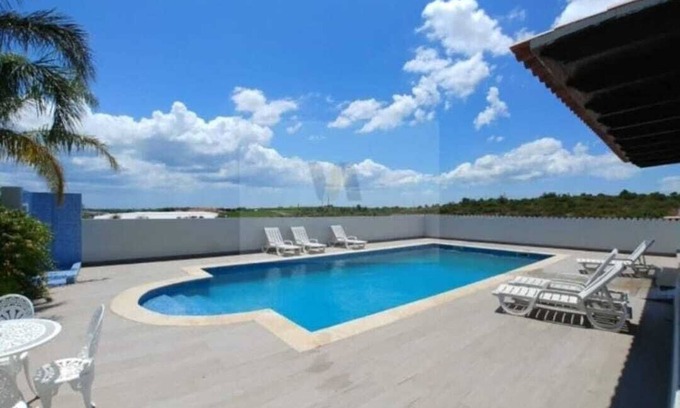 Olhao Villa | Vila Joana Moncarapacho: Ocean View and Spa Retreat
