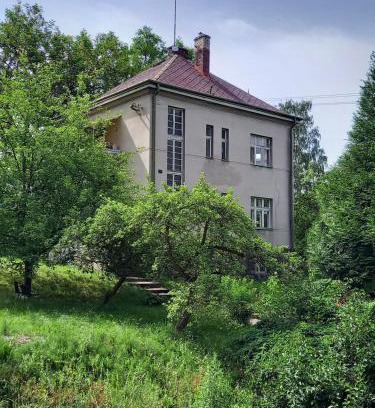 Decin Apartment | Family-Friendly Villa Kotlářská with Great Guest Reviews