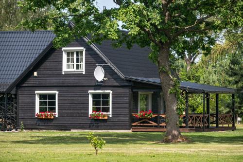 Panevezys county House | Vila Loreta: Private Beach Retreat with Ocean Views