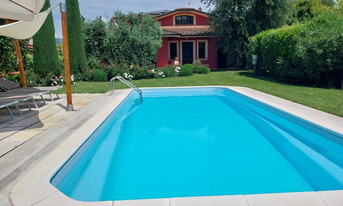 Porcari Villa | Villa Madi: Family-Friendly Stay with Ocean Views & Pool
