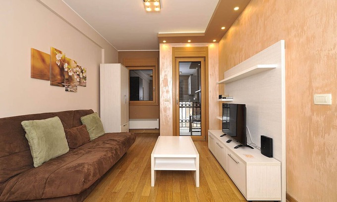 Zlatibor Villa | Family-Friendly Vila Mina with Breakfast and Kitchen Access