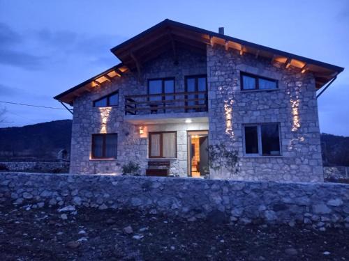 Moscopole Hotel | Budget-Friendly Family Retreat at Vila Nikol