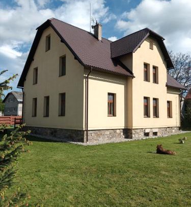 Velke Losiny House | Guest-Rated Vila Pavlínka: Cozy Apartments in Losiny