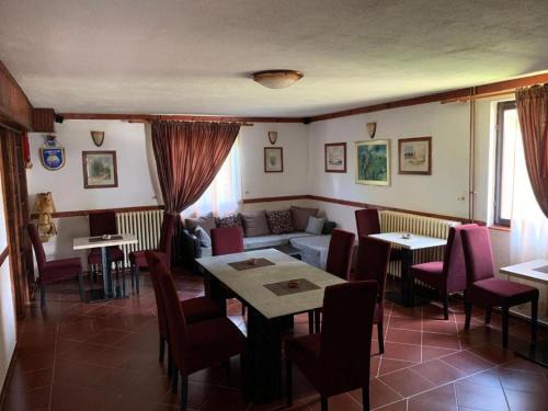 Kolasin Hotel | Pet and Child Friendly Vila Rakoč with High Guest Ratings
