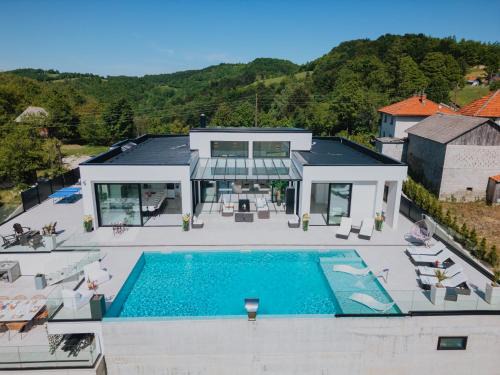 Cazin Villa | Vila Salkic