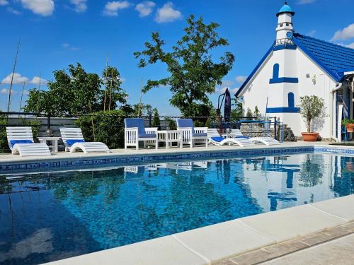 Petrovaradin Villa | Perfect Villas in Rakovac, Serbia with Private Beach & Spa