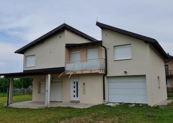 Ilidza Villa | Discover Vila Sarajevo: Family-Friendly Stay with Top Ratings