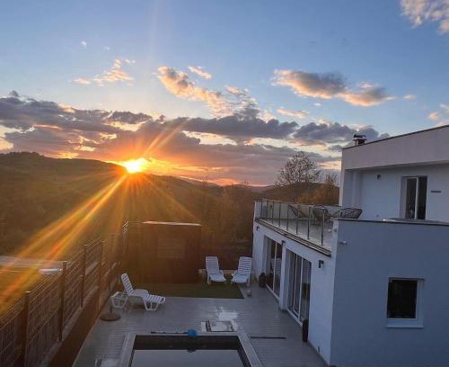 Sarajevo Canton Villa | Discover Vila Timur: Family-Friendly Resort with Pool & Hot Tub