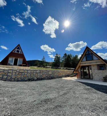 Zabljak Villa | Child-Friendly Vila Vrela: Guest Rated 9.8 for Comfort