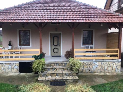 Topola Villa | Pet-Friendly Vila Zivanovic in Scenic Topola Oplenac