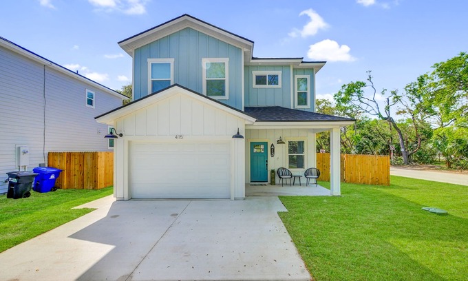 Vilano Beach House | Indulgent Vilano 5-Bedroom Oasis Near the Beach