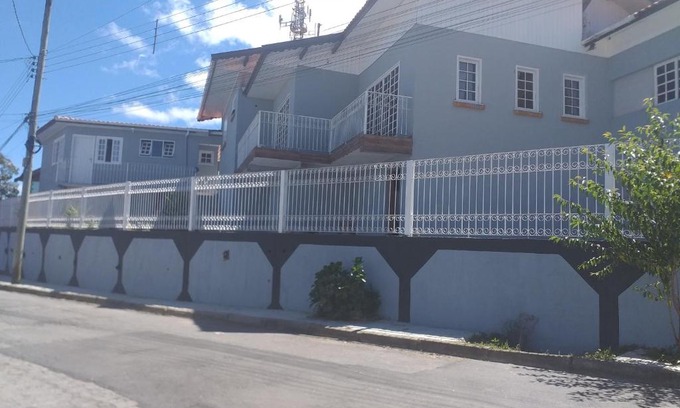 Vila Loli Apartment | Pet-Friendly Haven at Vilarejo da Esperanza - 9.4/10 Rated