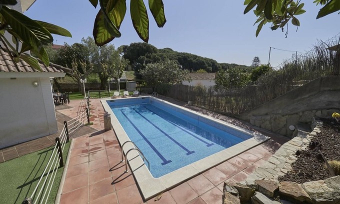Sant Andreu de Llavaneres Villa | Experience Villa Julia in Sant Andreu de Llavaneres