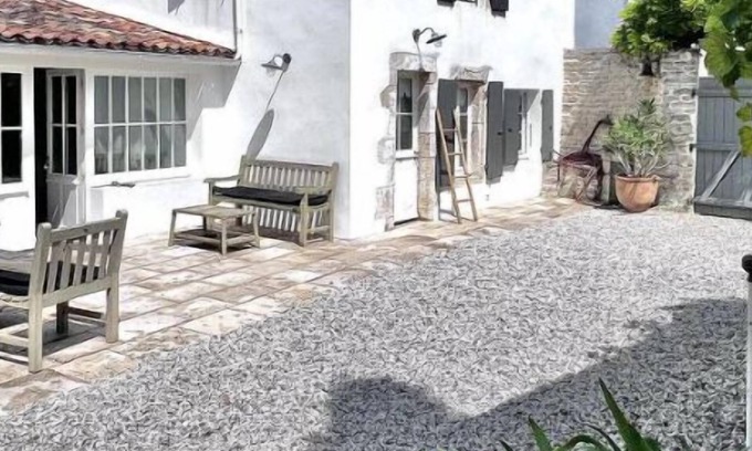 Saint-Clement-des-Baleines House | Serene Villa with Pool and Beach Access for Your Getaway