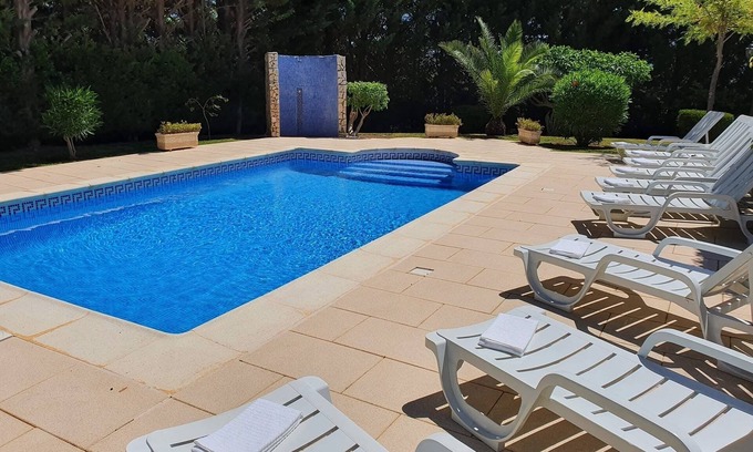 Silves House | Relax at Villa V5 with Pool, Spa & Ocean Views
