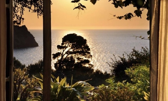 Deia Villa | Idyllic Villa Única with Ocean Access and Private Pool
