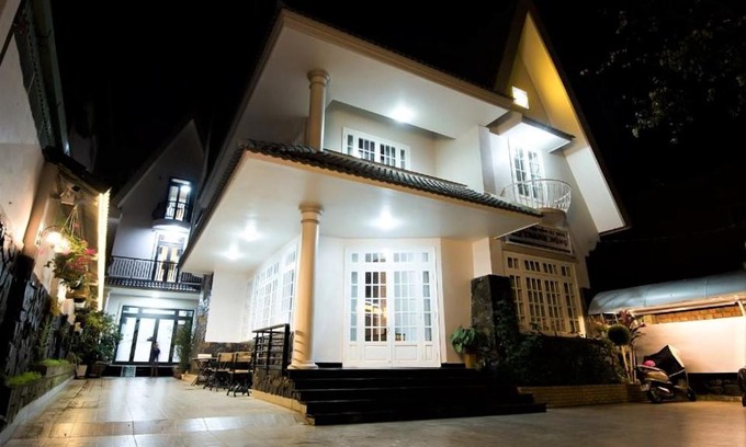 Da Lat Hotel | Guest Rated 10/10 at Villa Đăng Nguyên with Breakfast