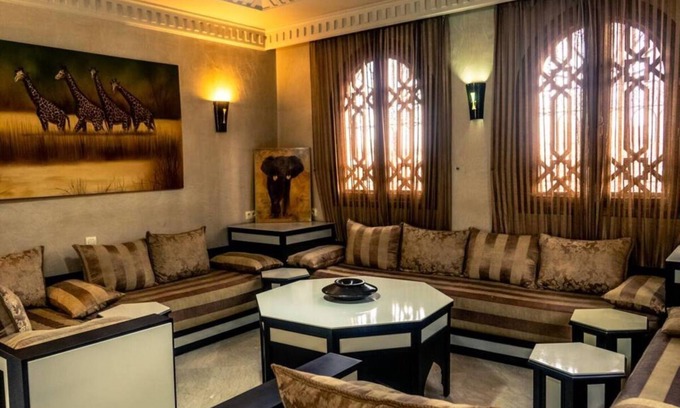 Gueliz Villa | Villa with Private Pool and Ocean View for Memorable Getaways