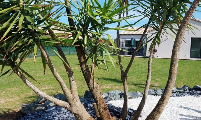 Saint-Vincent-sur-Jard Villa | Elegant Villa for 8 with Private Spa Near Beach & Forests