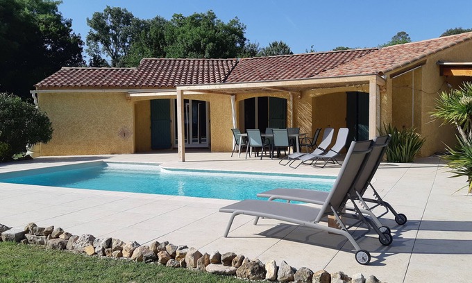Vidauban House | Cozy Villa with Private Pool & Ocean View - 9.4/10 Rating