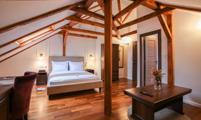 Vukov Spomenik Hotel | Villa 1927: Guest Rated 10/10 with Spa and Dining Options