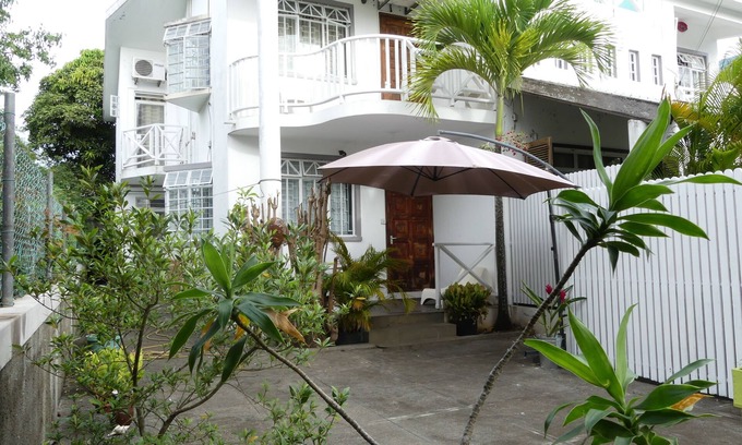 Mont Choisy Villa | Relaxing Villa Steps from the Beach & Mont Choisy Golf