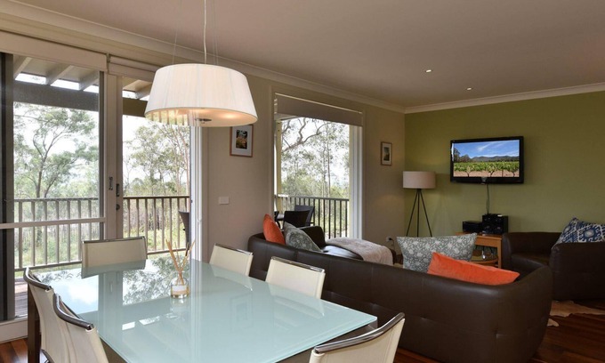 Pokolbin Villa | Explore Villa Sangiovese: Premier Retreat in Cypress Lakes