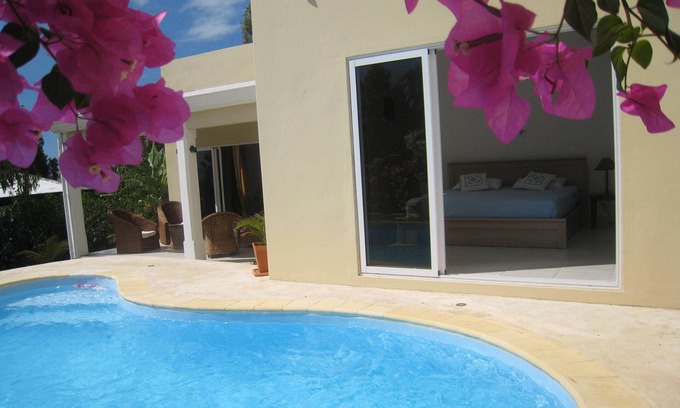 La Mivoie Villa | Beautiful Villa with Ocean View and Private Pool in Black River