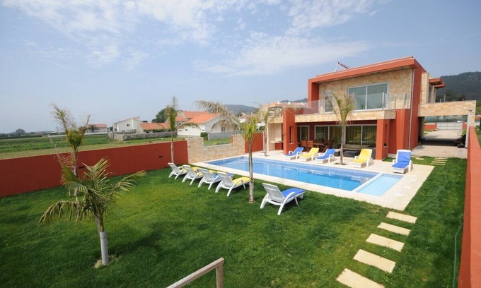 Marinhas Villa | Villa 317: Premier Villa with Pool and Tennis Near Beach