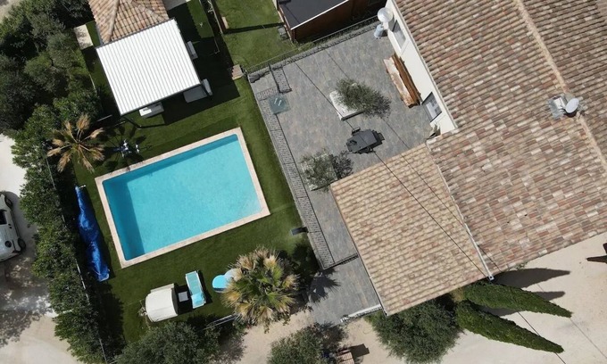 Uzes Other | Villa Near Uzès with Pool, Gym & Family-Friendly Amenities