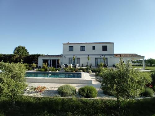 Arles Villa | Serene Villa with Pool and Ocean Views for Ultimate Relaxation