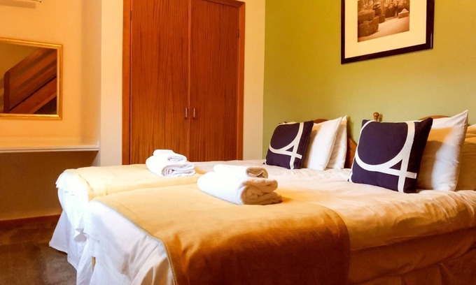 Pittenweem House | Elegant Villa 4: 4 Bedrooms, Sauna & Leisure Club Access