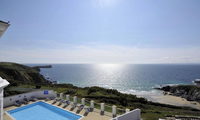 Mullion Cottage | VILLA 4, family friendly, character holiday cottage in Mullion